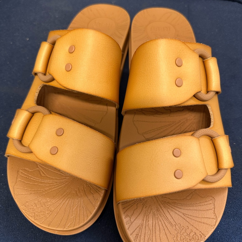 Reef Cushion Vera Cruz size 8 woman’s